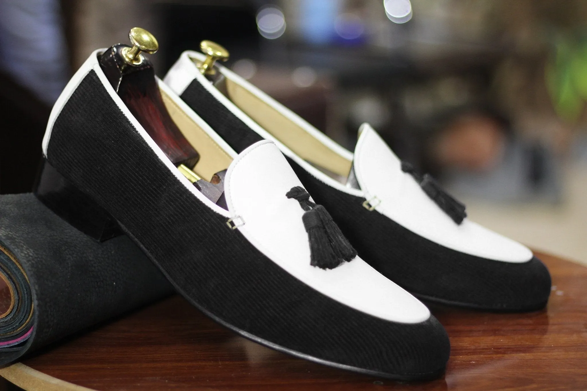 Elegant Handmade Tassel Loafers dress shoe, Men Leather & Corduroy Shoes